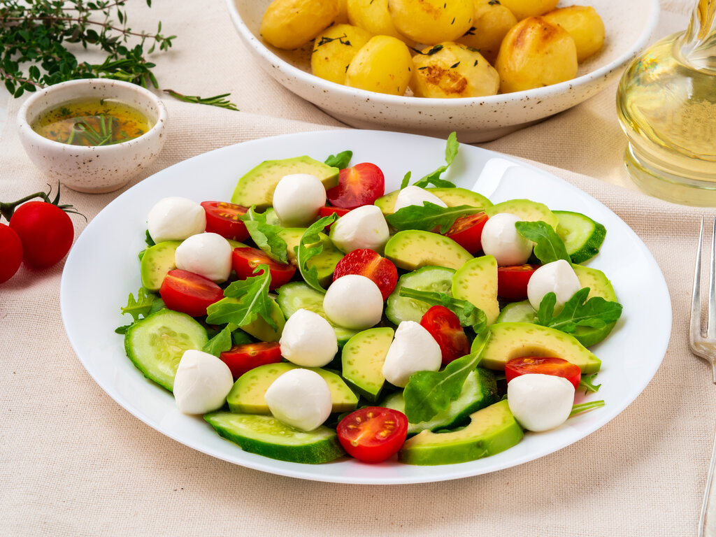 rsz fresh salad with tomatoes cucumbers arugula mozzar 2023 11 27 05 29 28 utc